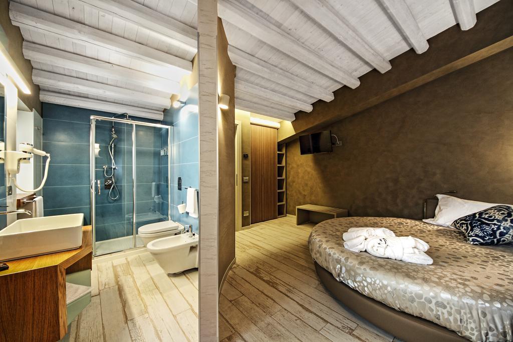 Notti O' Tunn Luxury Rooms In Centro Geraci Siculo Εξωτερικό φωτογραφία