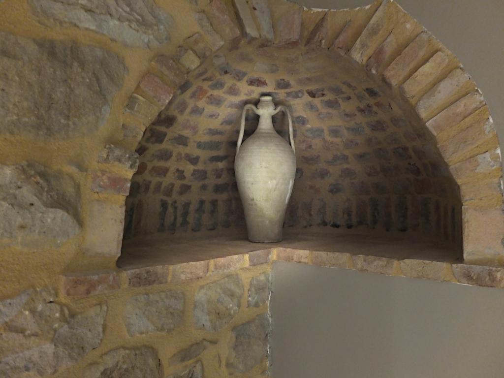 Notti O' Tunn Luxury Rooms In Centro Geraci Siculo Εξωτερικό φωτογραφία